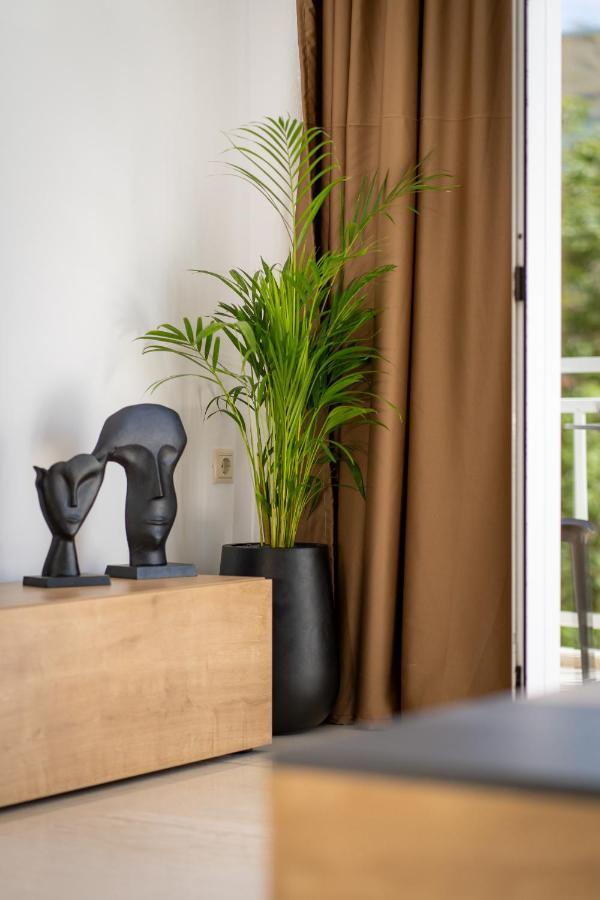 Luxury Suite In Downtown Heraklion  Bagian luar foto