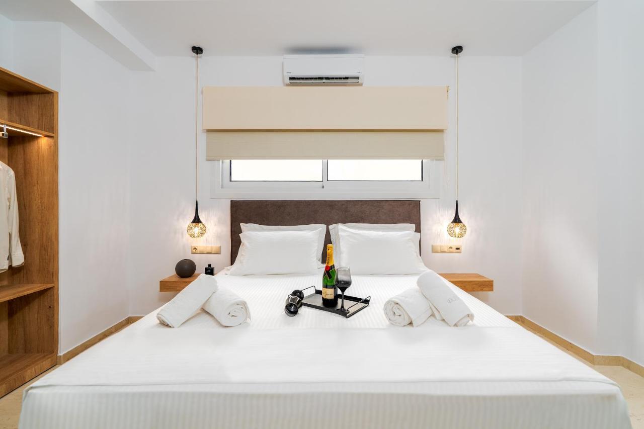 Luxury Suite In Downtown Heraklion  Bagian luar foto