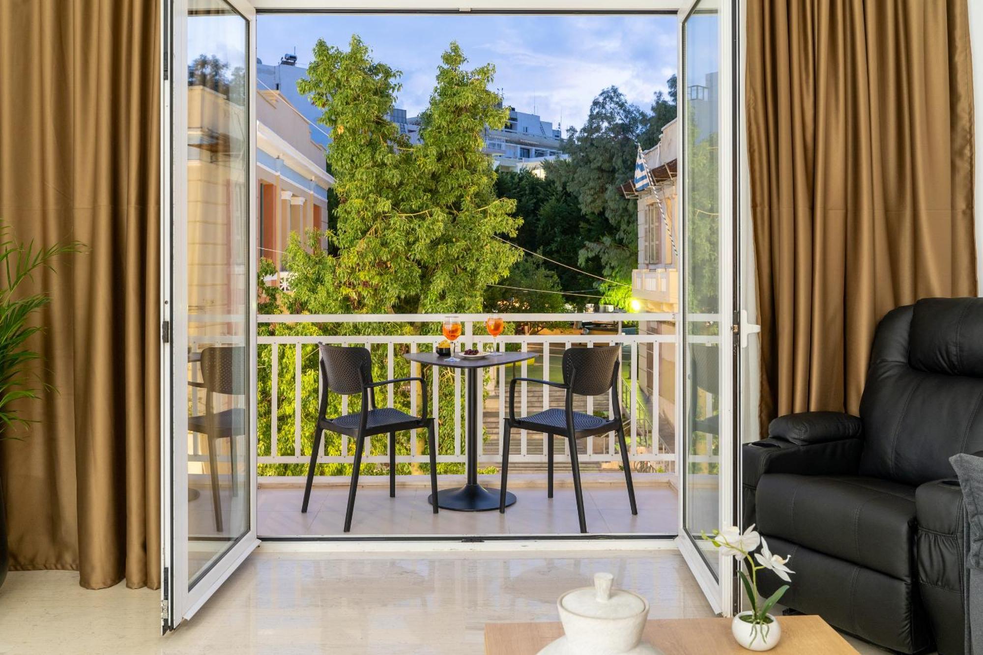 Luxury Suite In Downtown Heraklion  Bagian luar foto